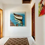 Casa Incrivel Em Frente A Praia De Unamar